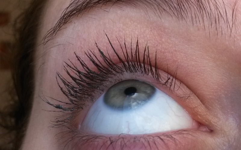 cliomakeup-recensione-mascara-colorati-shaka-10-grigio