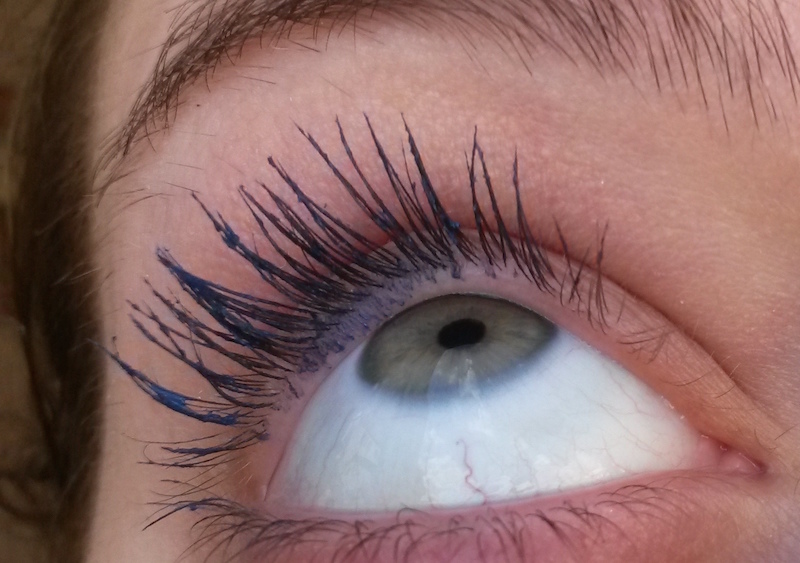 cliomakeup-recensione-mascara-colorati-shaka-13-blu