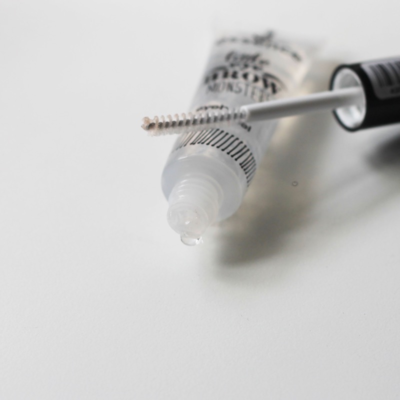 cliomakeup-mini-recensione-Eyebrow-Fixing-Gel-Essence-8