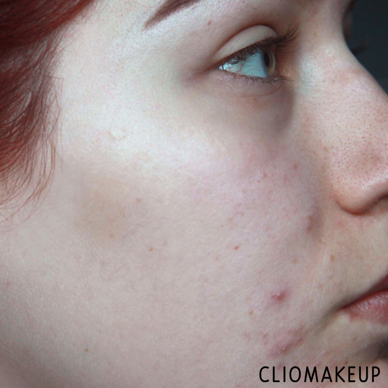 cliomakeup-recensione-fondotinta-camouflage-2-in-1-powder-e-make-up-essence-9