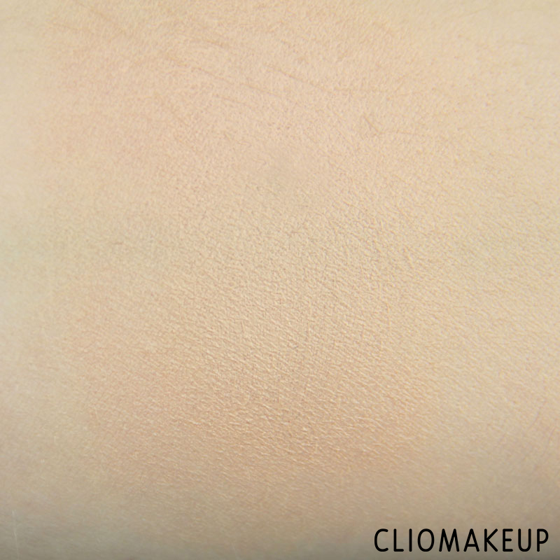 cliomakeup-recensione-get-picture-ready-compact-foundation-essence-8