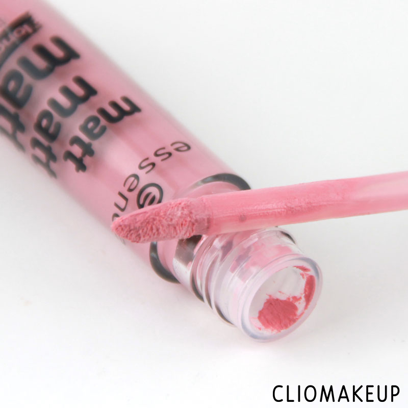 cliomakeup-recensione-lipgloss-matt-matt-matt-essence-4