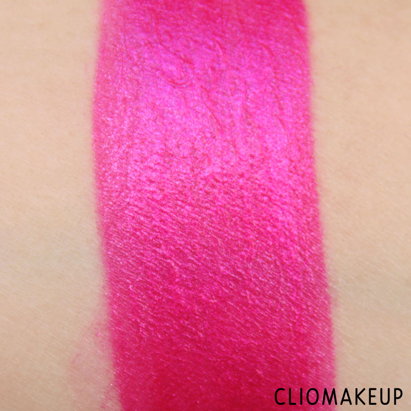 cliomakeup-recensione-rossetti-cosmic-metals-nyx-8