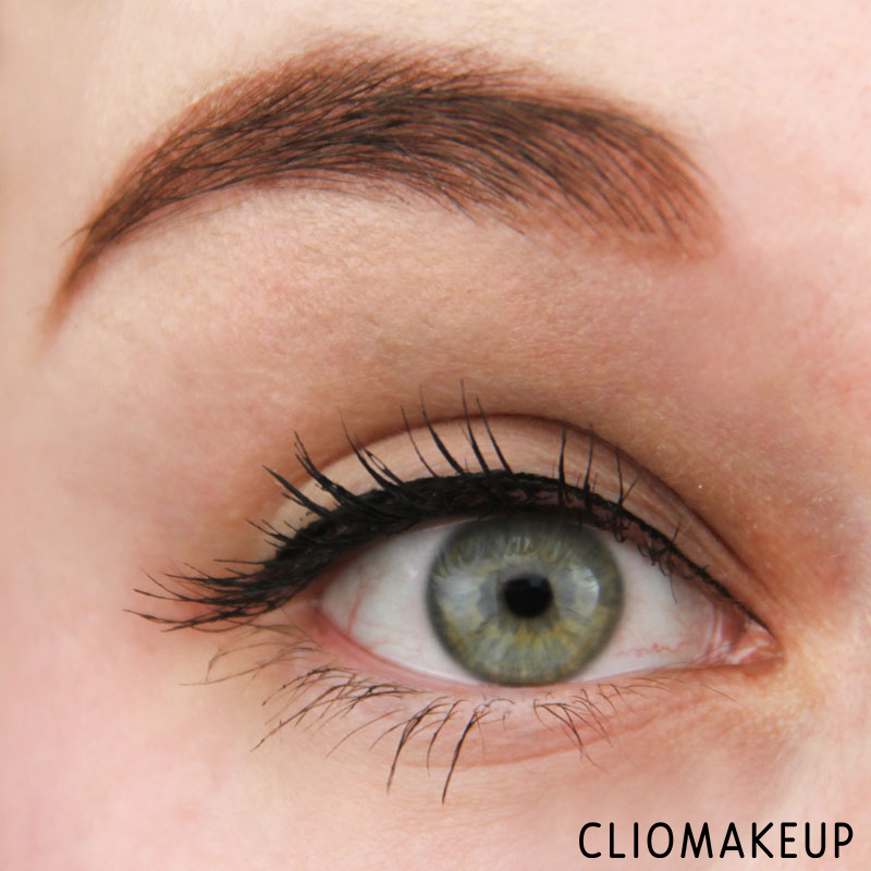 cliomakeup-recensione-we-are-perfect-waterproof-eyeliner-essence-10