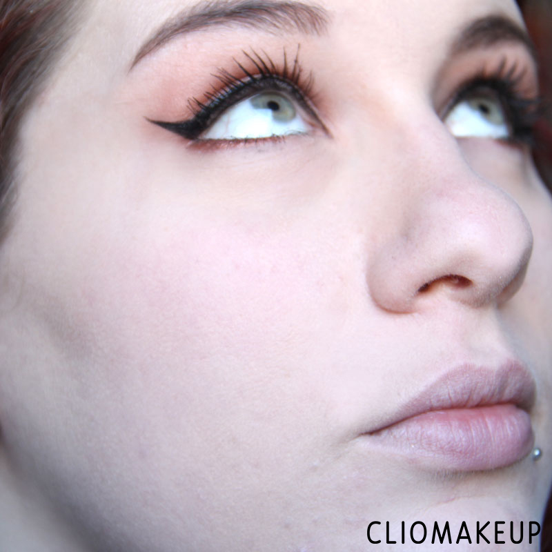 cliomakeup-recensione-fondotinta-total-control-nyx-13