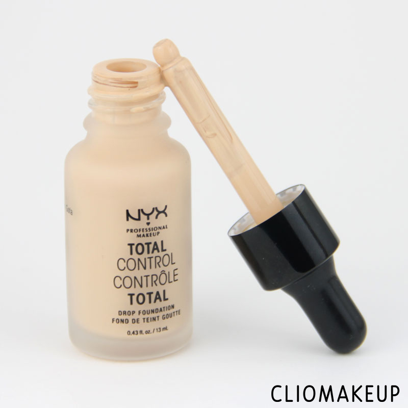 cliomakeup-recensione-fondotinta-total-control-nyx-2