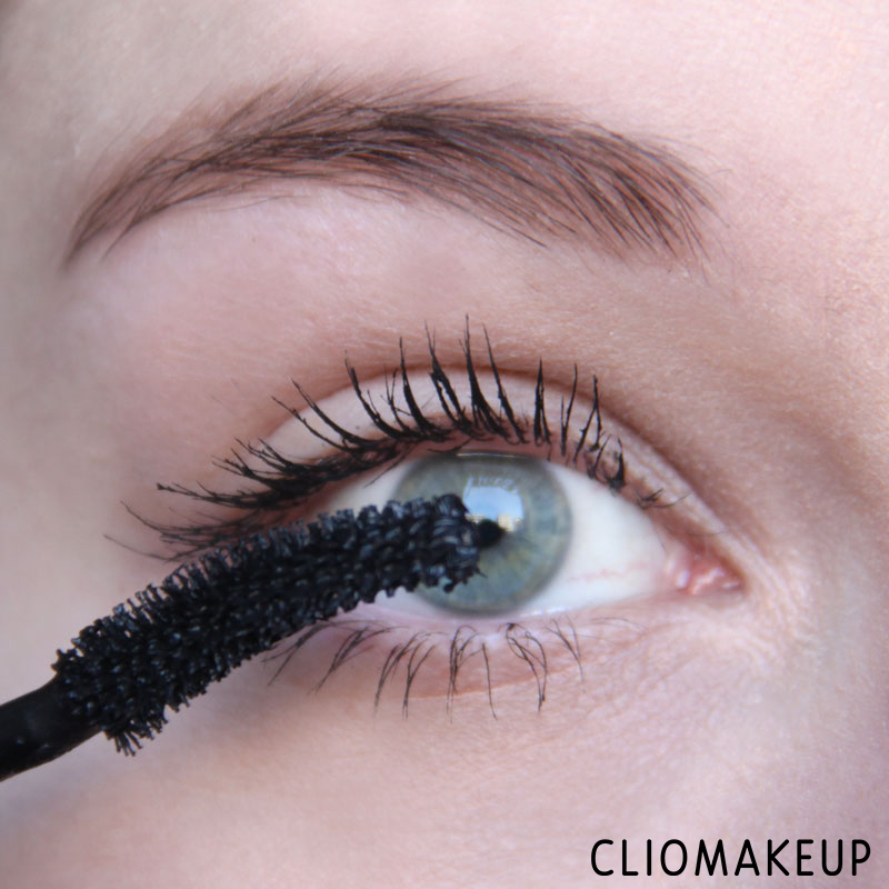 cliomakeup-recensione-lash-princess-sculpted-volume-mascara-essence-9