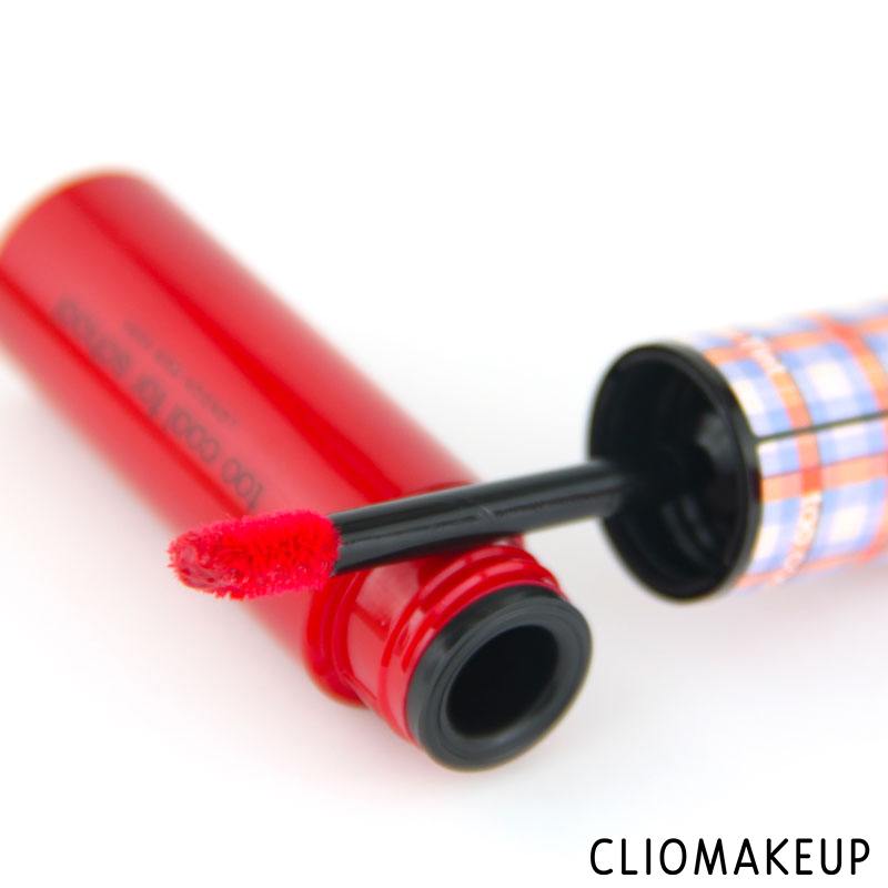 cliomakeup-recensione-glossy-blaster-tint-too-cool-for-school-3