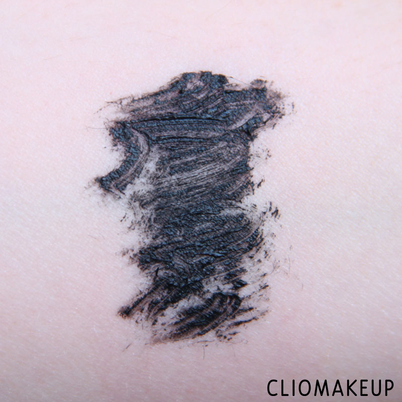 cliomakeup-recensione-volume-stylist-18h-lash-extension-mascara-essence-5