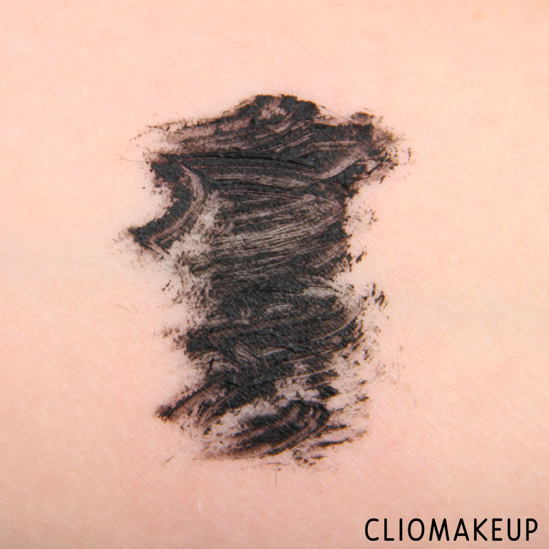 cliomakeup-recensione-volume-stylist-18h-lash-extension-mascara-essence-6