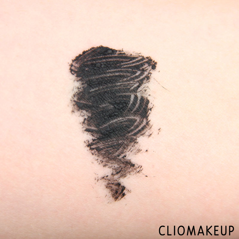 cliomakeup-recensione-mascara-miss-baby-roll-mega-volume-loreal-paris-6