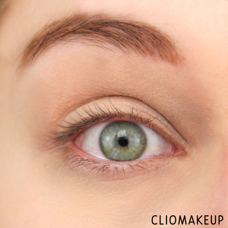 cliomakeup-recensione-mascara-miss-baby-roll-mega-volume-loreal-paris-8