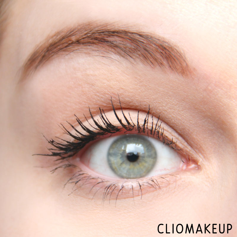 cliomakeup-recensione-mascara-miss-baby-roll-mega-volume-loreal-paris-9
