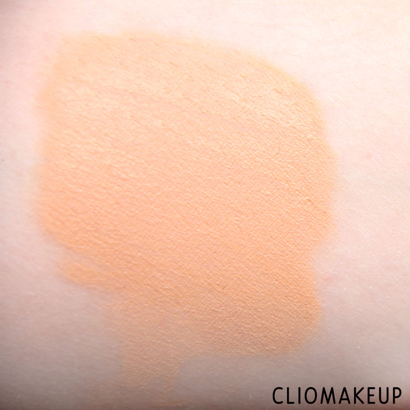 cliomakeup-recensione-fondotinta-glam-beige-foundation-loreal-paris-7