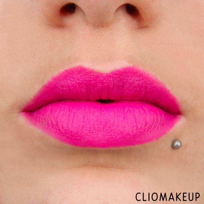 cliomakeup-recensione-rossetto-active-fluo-neon-lipstick-kiko-12