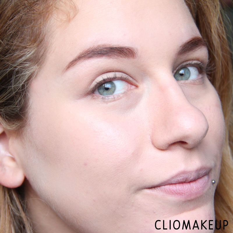 cliomakeup-recensione-fresh-and-fit-awake-make-up-foundation-essence-12