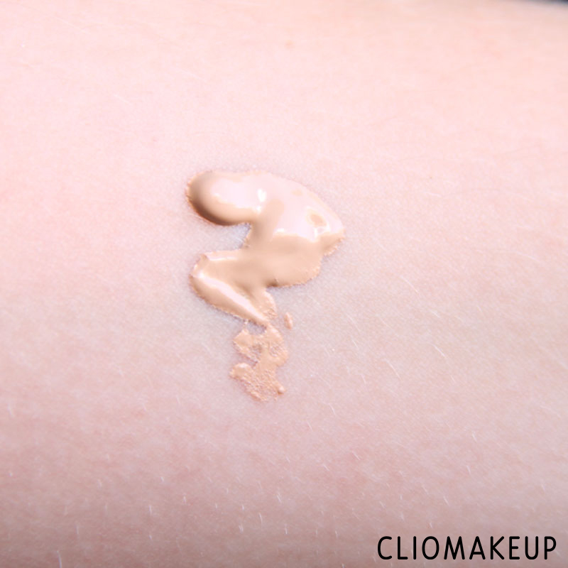 cliomakeup-recensione-fresh-and-fit-awake-make-up-foundation-essence-6