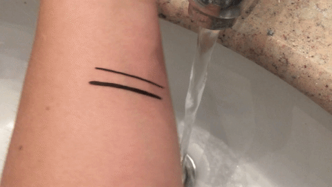 cliomakeup-recensione-thats-the-point-eye-liner-nyx-11