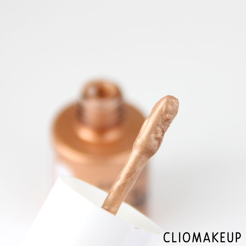 cliomakeup-recensione-illuminante-bronzer-make-me-glow-essence-4