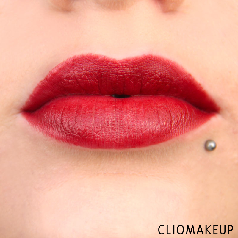 cliomakeup-recensione-top-coat-mattificante- labbra-candy-split-lip-mattifier-kiko-12