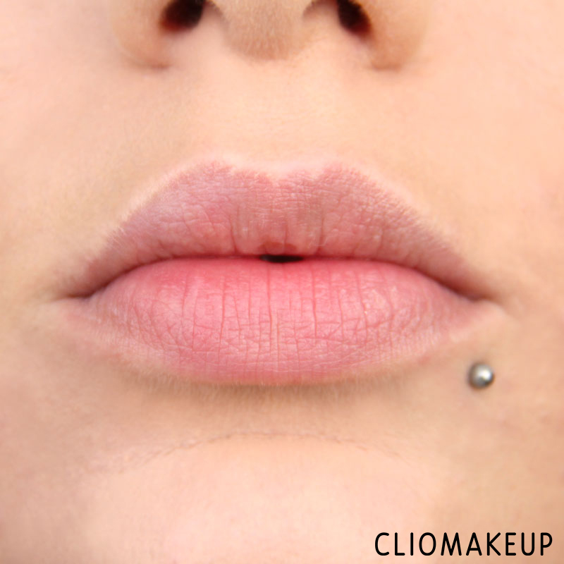 cliomakeup-recensione-top-coat-mattificante- labbra-candy-split-lip-mattifier-kiko-8