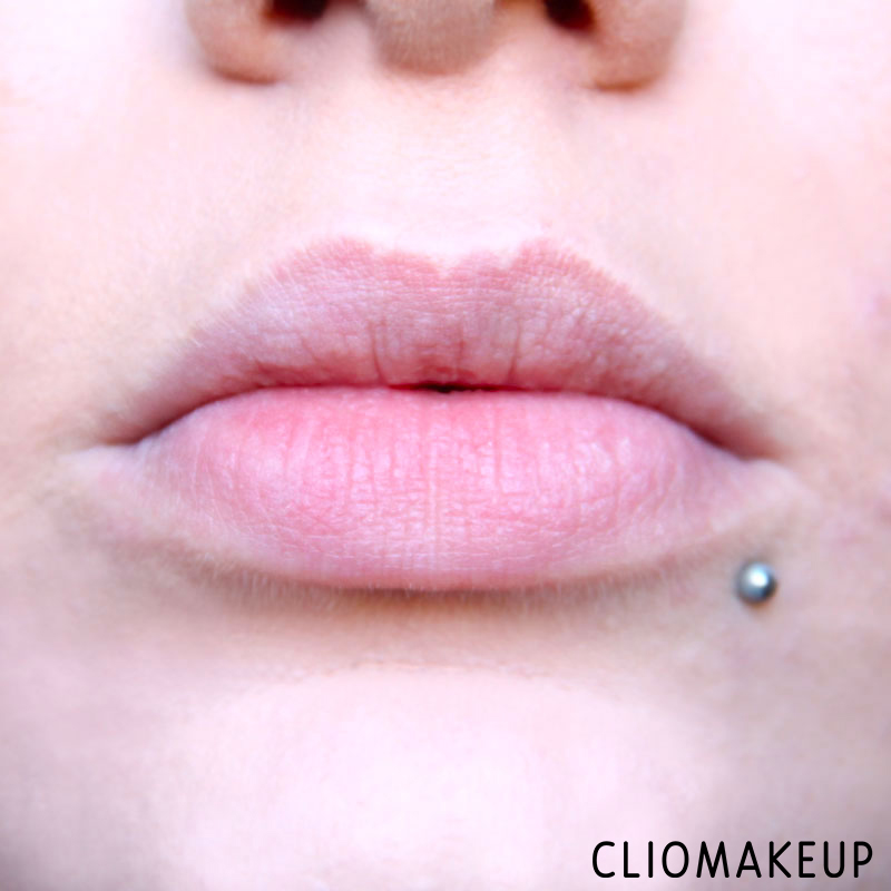 cliomakeup-recensione-top-coat-mattificante- labbra-candy-split-lip-mattifier-kiko-9