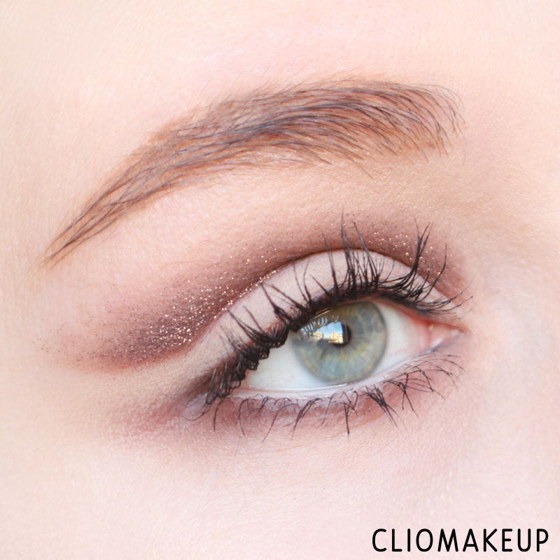 cliomakeup-recensione-base-luminosa-viso-occhi-light-up-the-night-base-pupa-16