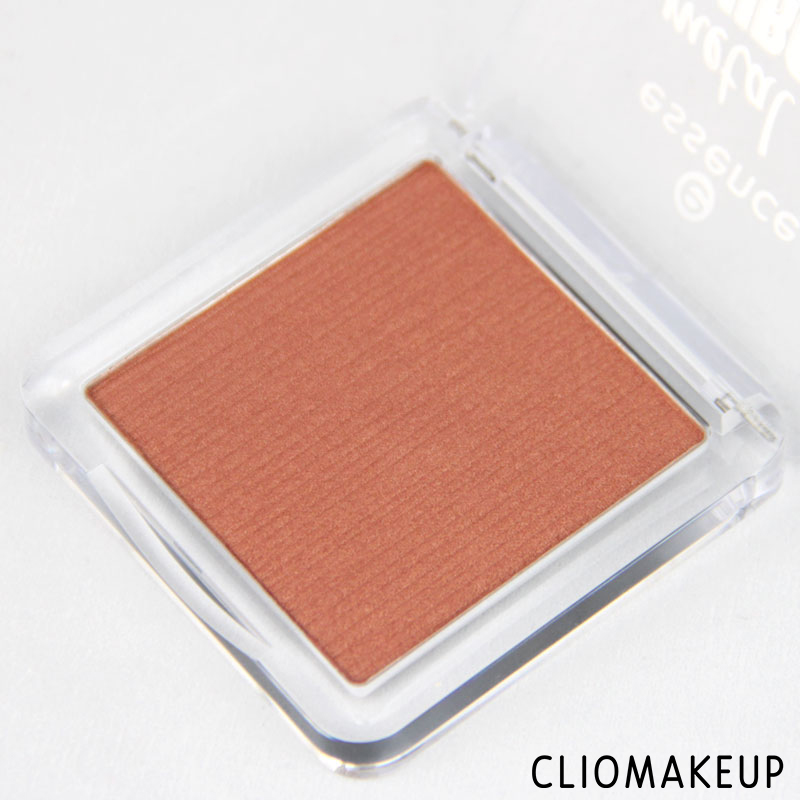 cliomakeup-recensione-metal-chrome-blush-essence-4