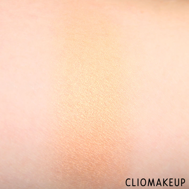 cliomakeup-recensione-metal-chrome-blush-essence-7