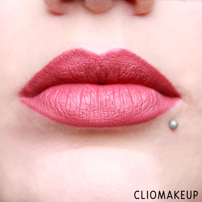cliomakeup-recensione-pastello-labbra-gloss-neogothic-collection-neve-cosmetics-14
