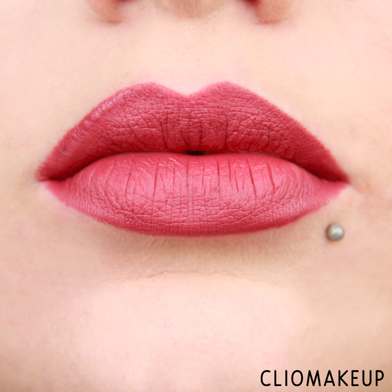 cliomakeup-recensione-pastello-labbra-gloss-neogothic-collection-neve-cosmetics-15
