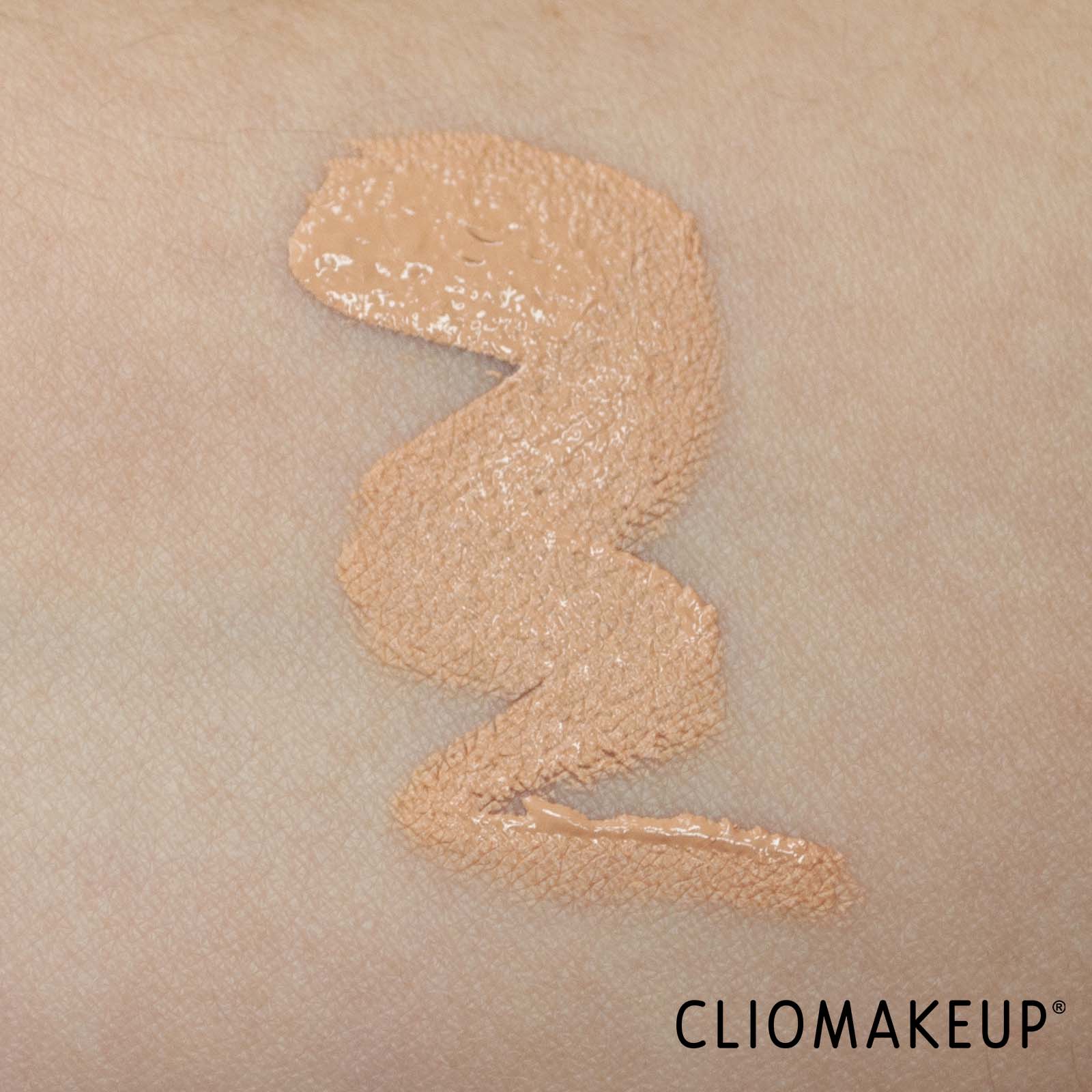 cliomakeup-recensione-fondotinta-kiko-full-coverage-2-in-1-foundation-and-concealer-2