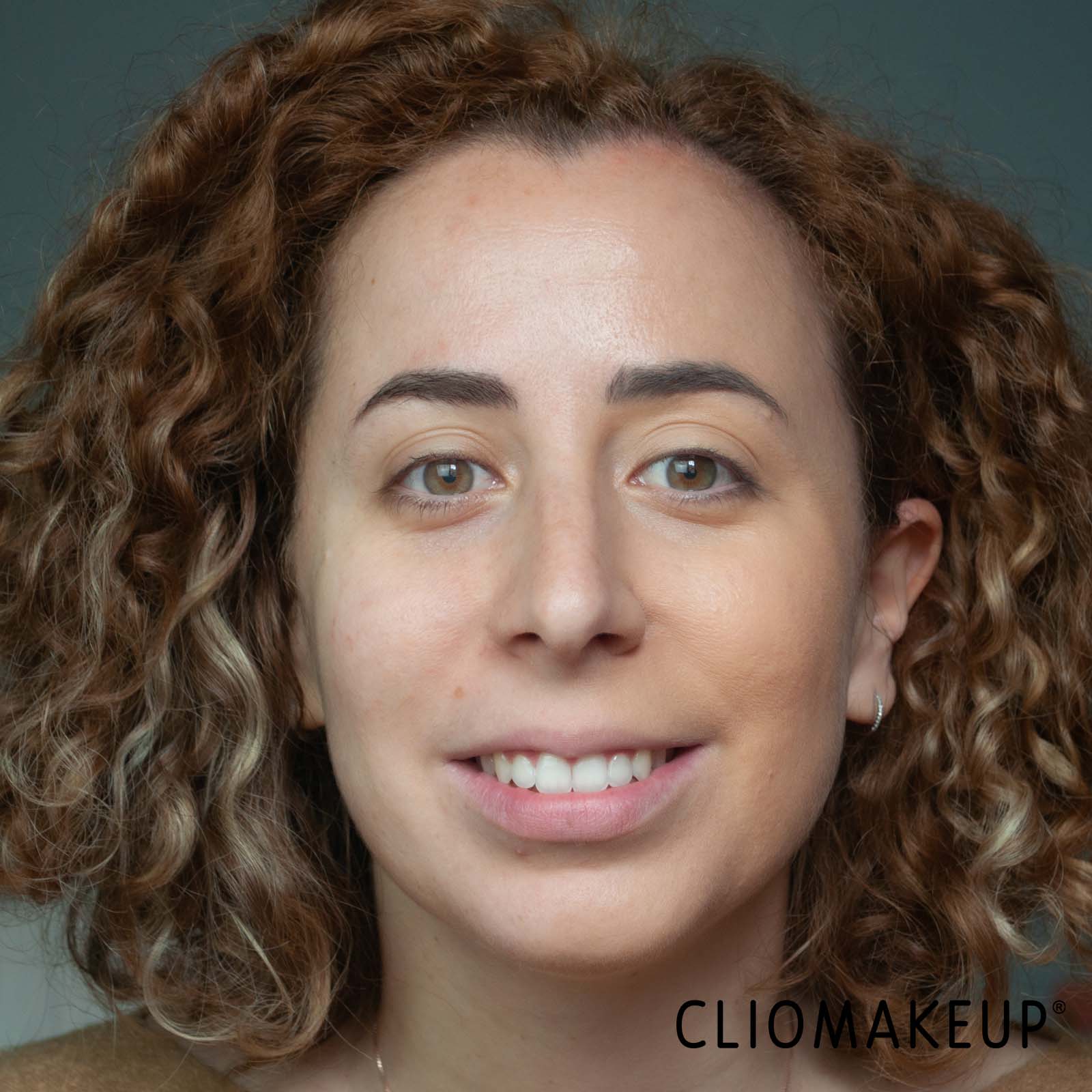 cliomakeup-recensione-fondotinta-kiko-full-coverage-2-in-1-foundation-and-concealer-3