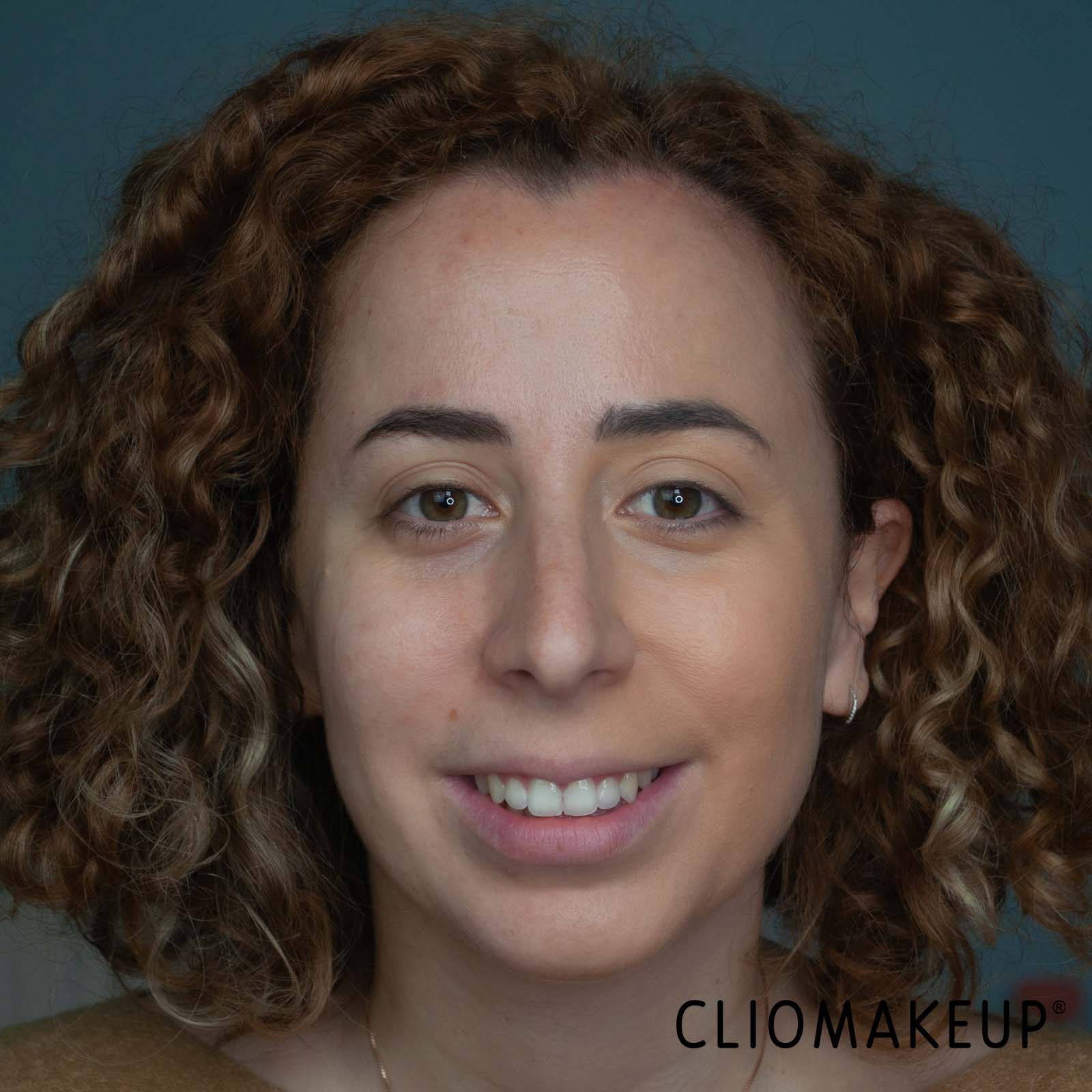 cliomakeup-recensione-fondotinta-kiko-full-coverage-2-in-1-foundation-and-concealer-4