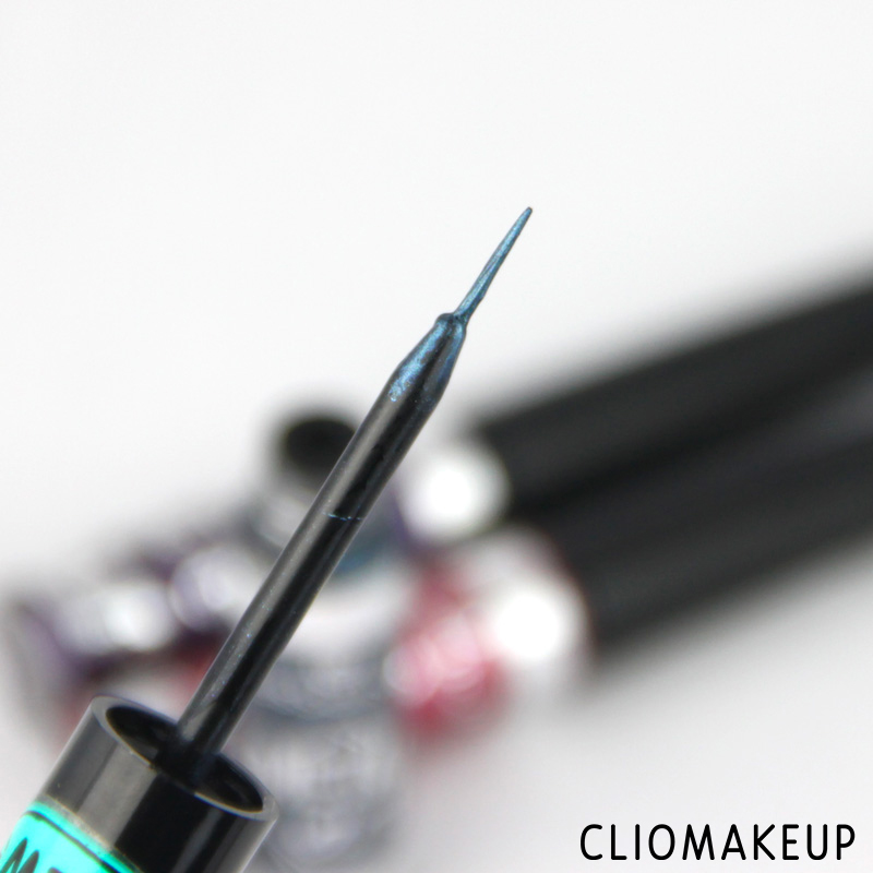 cliomakeup-recensione-metal-art-lip-and-eye-liner-essence-5