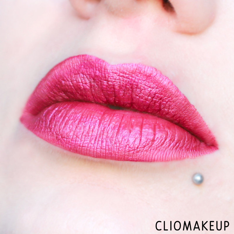 cliomakeup-recensione-rossetti-liquidi-fluid-metallic-mat-lipstick-deborah-14