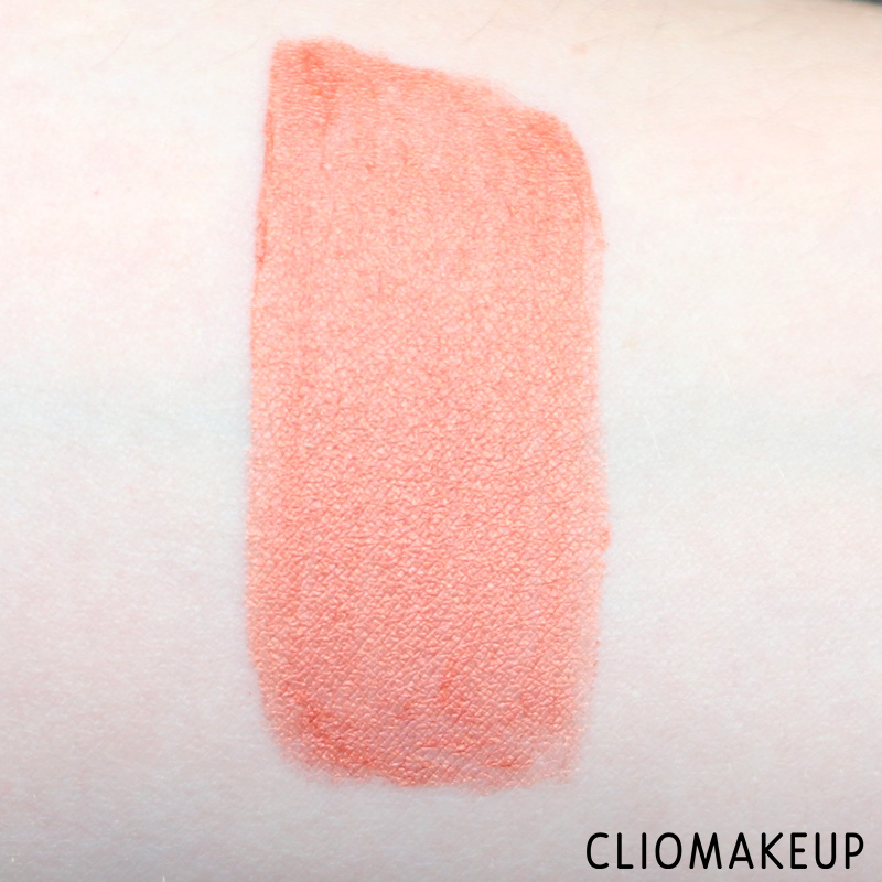 cliomakeup-recensione-rossetti-liquidi-fluid-metallic-mat-lipstick-deborah-7