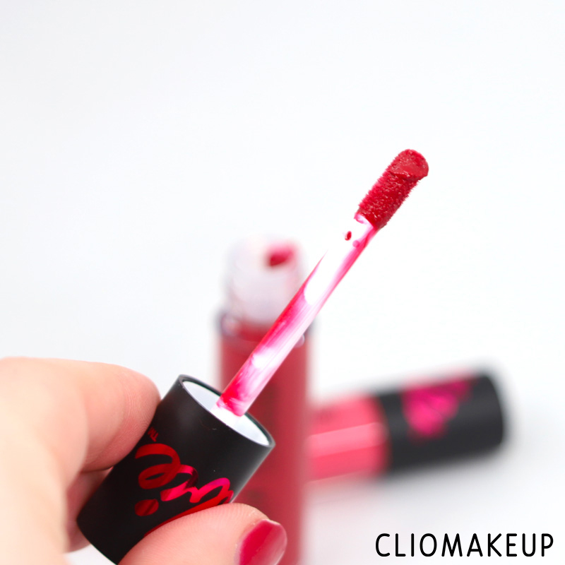 cliomakeup-recensione-rossetti-long-lasting-liquid-lipstick-barbie-collection-wycon-4