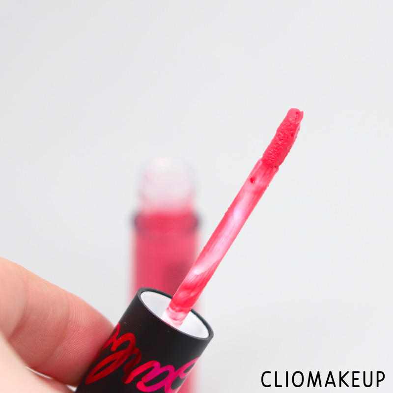 cliomakeup-recensione-rossetti-long-lasting-liquid-lipstick-barbie-collection-wycon-5