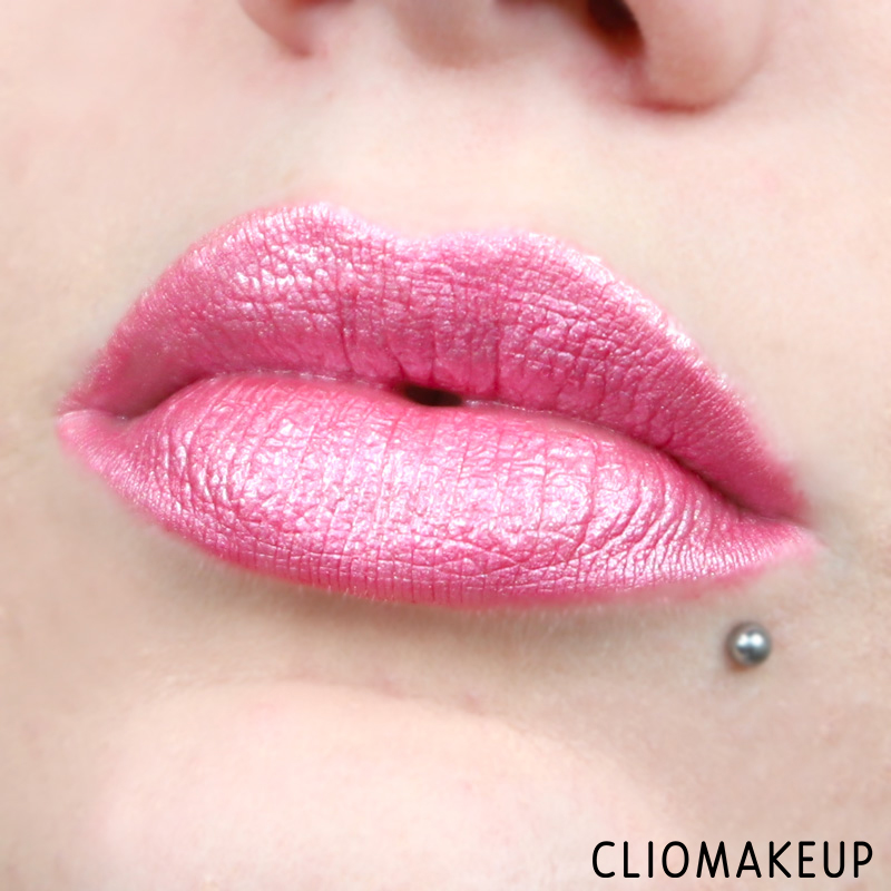 cliomakeup-recensione-rossetti-retro-luxe-metallic-lip-kit-makeup-revolution-15