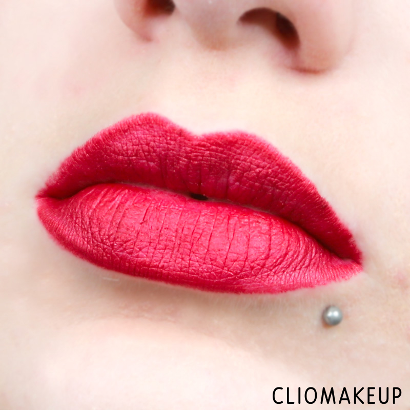 cliomakeup-recensione-rossetti-retro-luxe-metallic-lip-kit-makeup-revolution-17