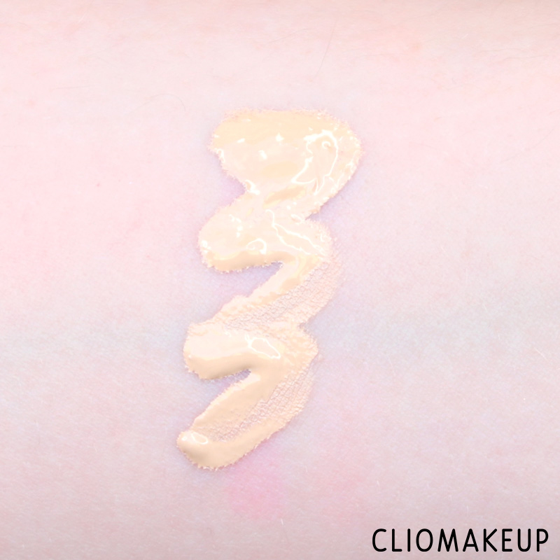 cliomakeup-recensione-correttore-waterweight-concealer-mac-7