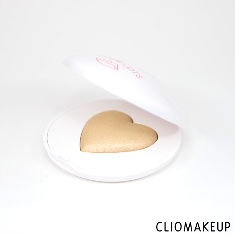 cliomakeup-recensione-lip-me-lots-face-highlighter-kiko-4