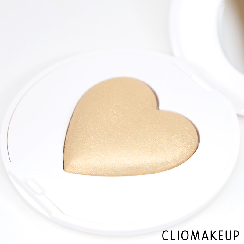cliomakeup-recensione-lip-me-lots-face-highlighter-kiko-5