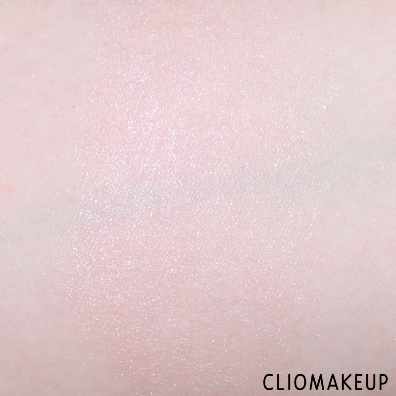 cliomakeup-recensione-blush-essence-glow-to-go-7