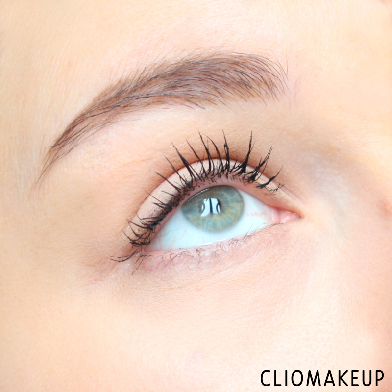 cliomakeup-recensione-mascara-essence-volume-hero-mascara-12