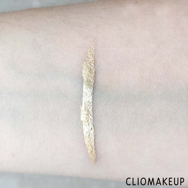 cliomakeup-recensione-eyeliner-kiko-gold-waves-rolling-eyeliner-6