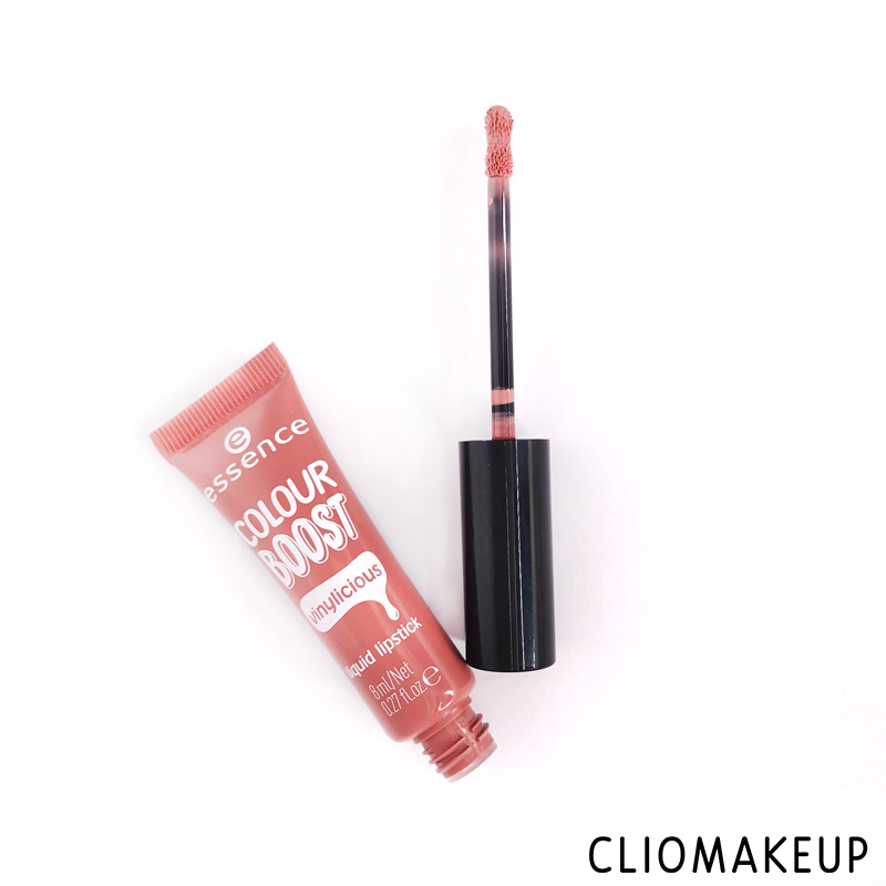 cliomakeup-recensione-liquid-lipstick-essence-colour-boost-vinylicious-4