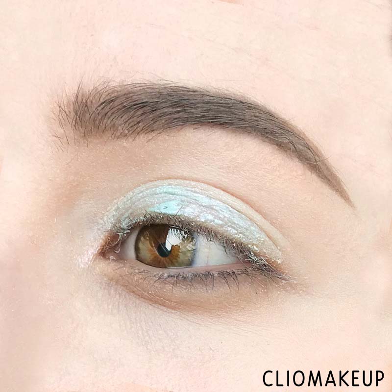 cliomakeup-recensione-prisma-jumbo-eye-pencil-essence-holo-wow-12