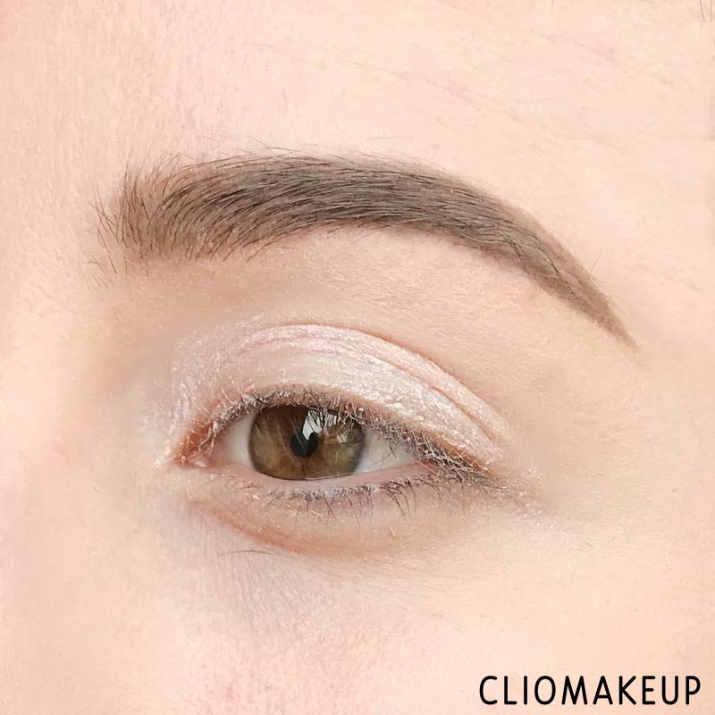 cliomakeup-recensione-prisma-jumbo-eye-pencil-essence-holo-wow-14